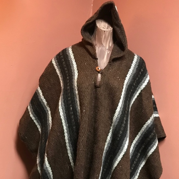 Hooded Rustic Poncho - Picture 2 of 6